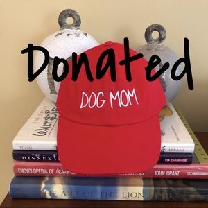NEW Dog Mom ball cap hat